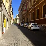 Civico 7 4*