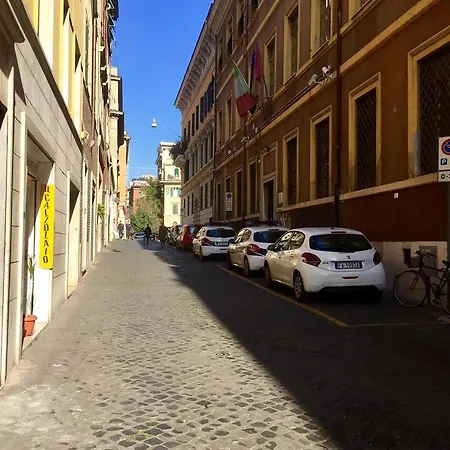Civico 7 4*